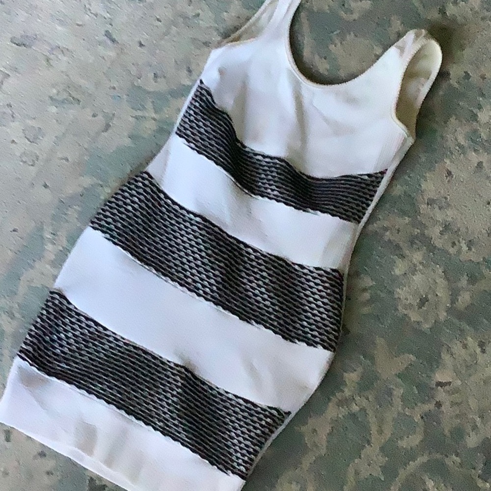 Divisadero body con dress